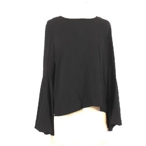 Vince Camuto Black Blouse Bell Sleeves size 2X